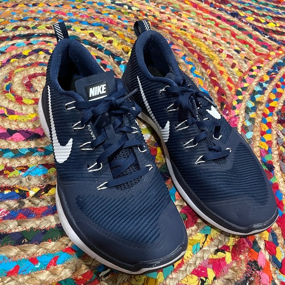 Nike Free Train Versatility Trainers Navy Shoes main image 4